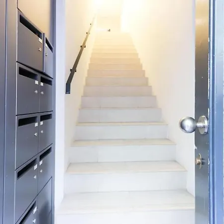 Trendy Chiado Flat *