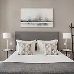 Trendy Flat In The Iconic Chiado Apartment Lisbon