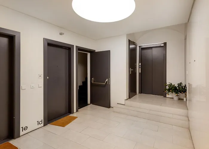 Trendy Flat In The Iconic Chiado