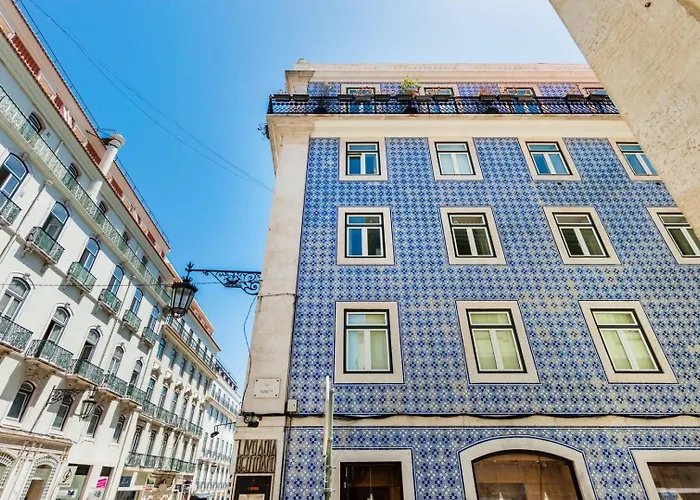 Trendy Flat In The Iconic Chiado *
