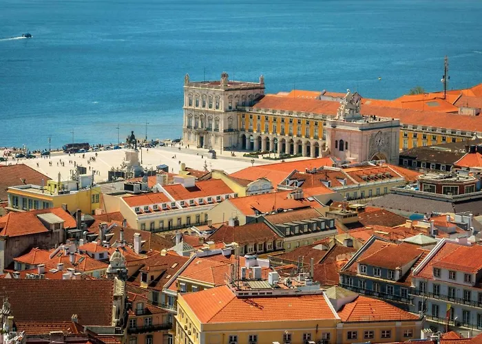 Trendy Flat In The Iconic Chiado 아파트