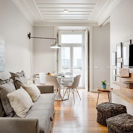 Trendy Flat In The Iconic Chiado Lisboa