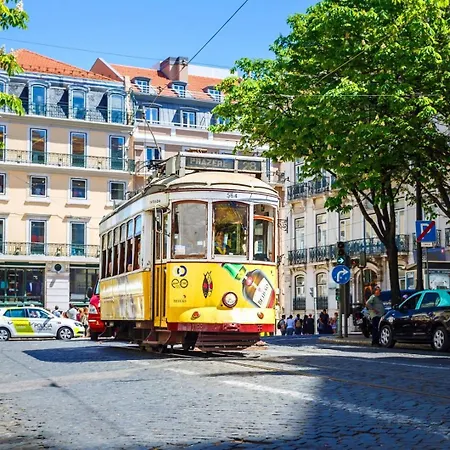 Trendy Flat In The Iconic Chiado Lisboa